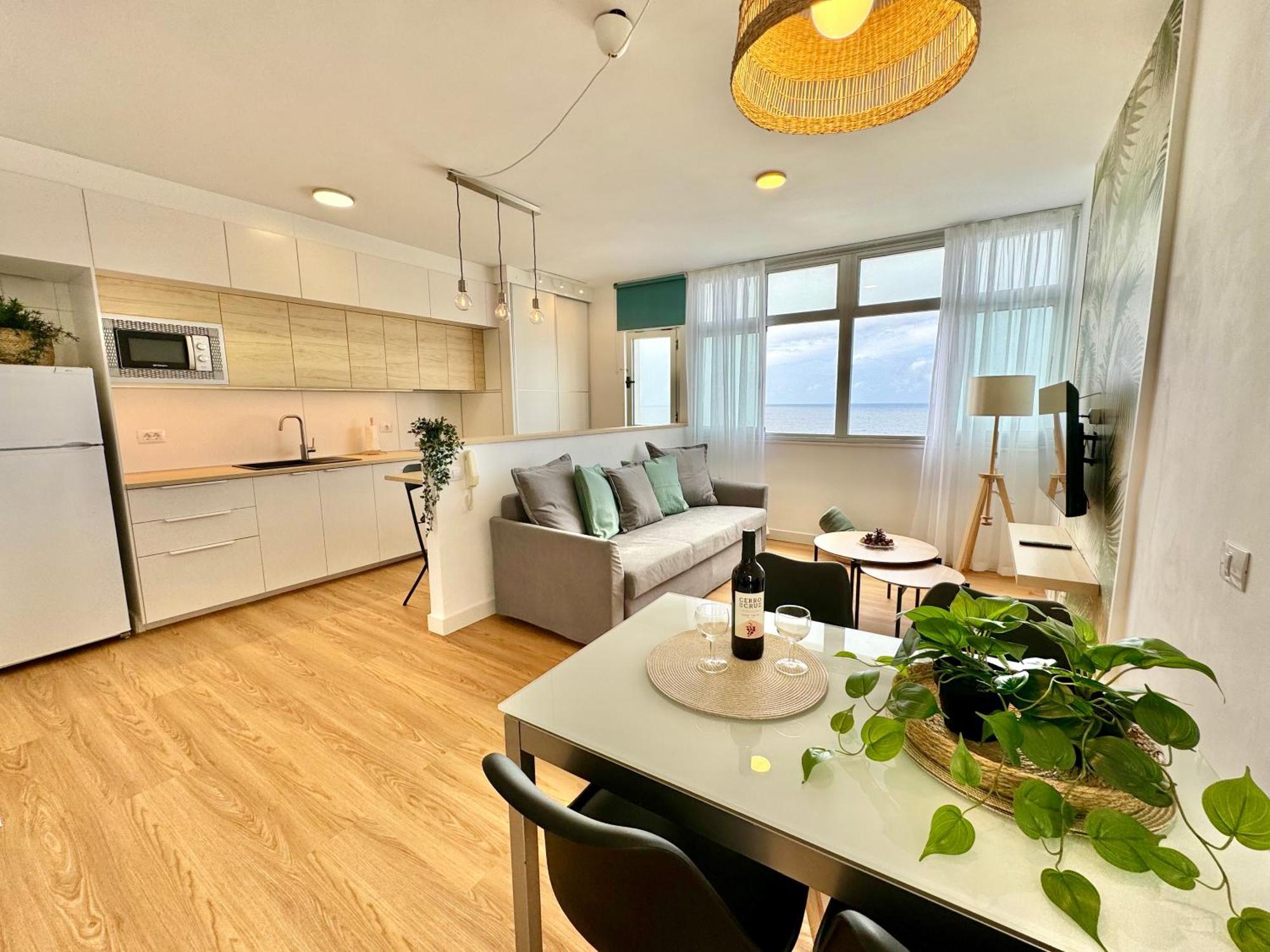 Lunamar Apartment *